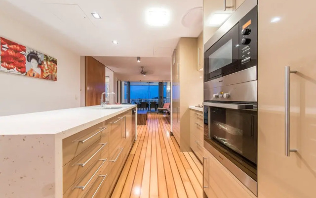 Marina Dreams - Airlie Beach