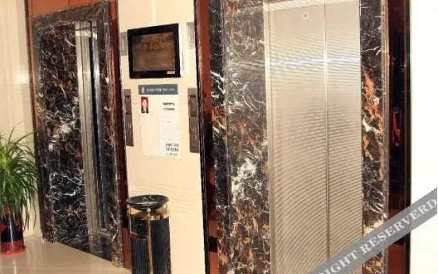 Super 8 Hotel Weifang Shengli Dong Jie