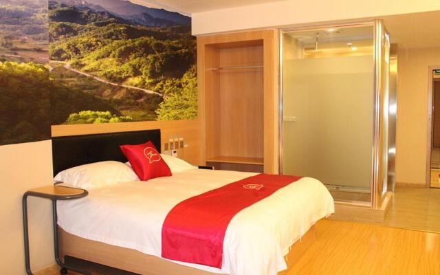 Thank Inn Plus Hotel Sichuan Neijiang Hongxing Red Star Macalline