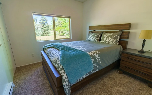 Fairway Cabin 3 Bedroom Home