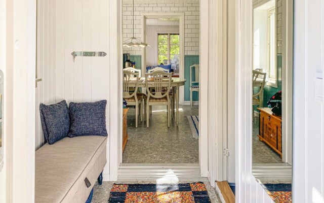 Beautiful Home in Fjällbacka With Wifi and 3 Bedrooms