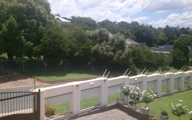 Magaliqua Guest House