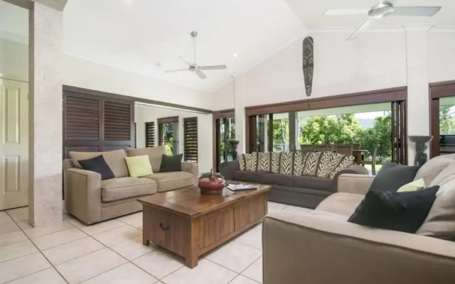 Tranquility By The Course Port Douglas — 4-star hotel in Craiglie