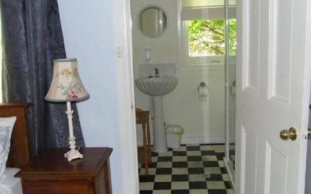 Braeside Bed & Breakfast