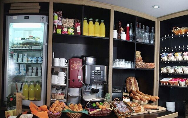 Logis Hôtel l'Aubrac