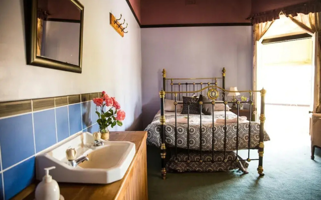 Boorowa Hotel