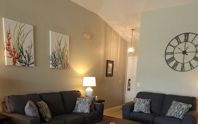 733 Reserve at Town Center