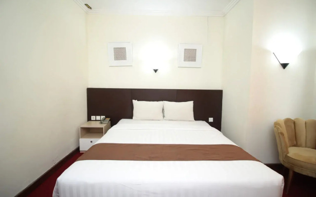 UNY Hotel