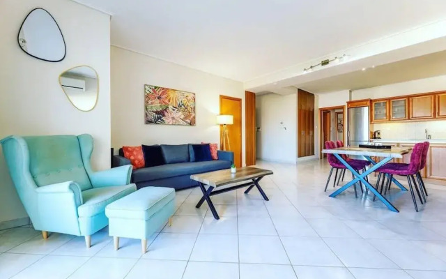 Petralona Amazing 2 bd Flat