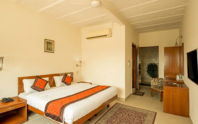 Airport Hotel