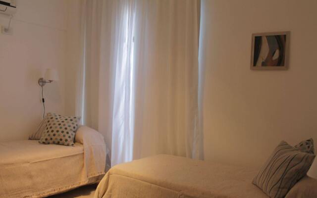 Laprida Suites