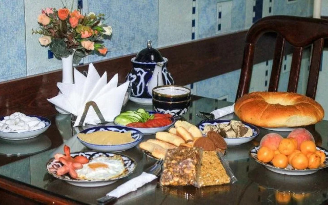 Lux Hotel