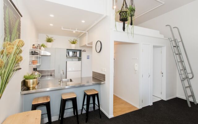 TOWNY - Urban Loft - Two Bedrooms