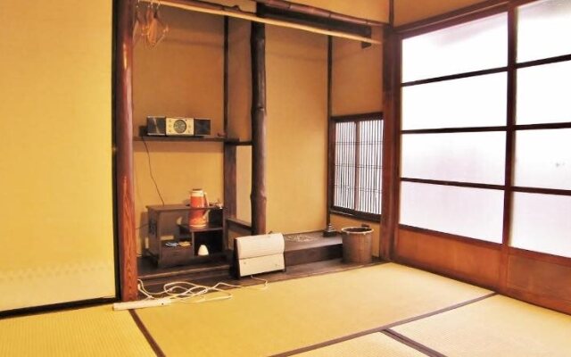 Small World Guest House - Hostel