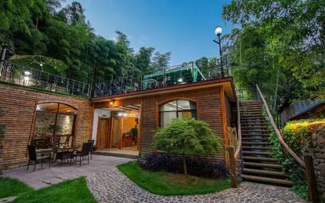 Quiet Mountain Boutique Homestay