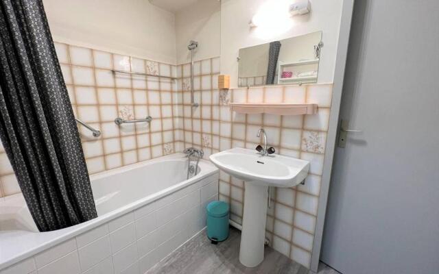 Appartement Cambo-les-Bains, 1 pièce, 2 personnes - FR-1-495-50