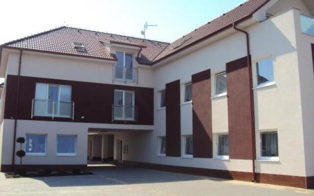 Motel Senec