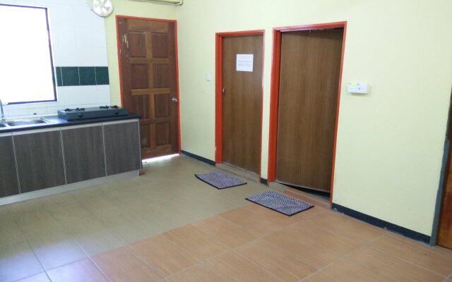 Sri Sembulan Guesthouse