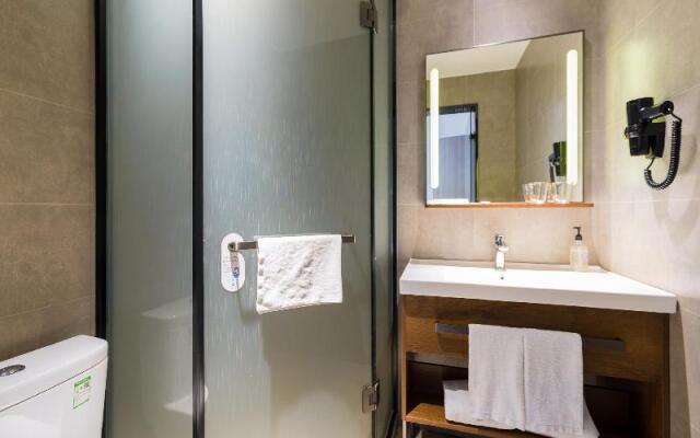Hanting Hotel Beijing Changping Science Park
