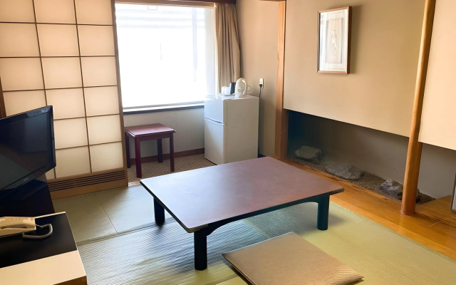 Atami New Fujiya Hotel – Guest Rooms – Atami