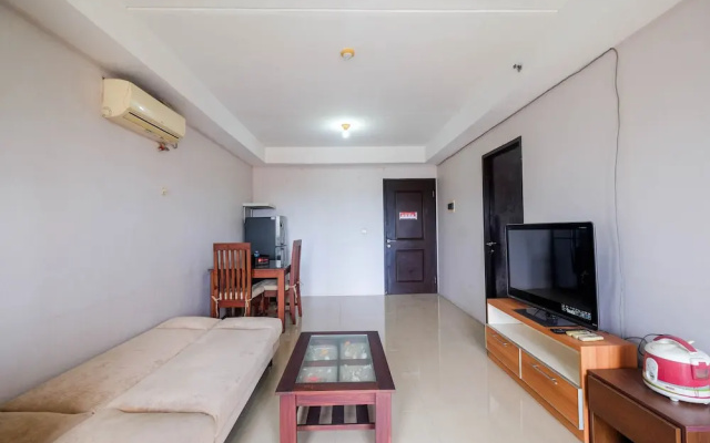 Homey and Comfort 2BR Metropark Condominium Apartment