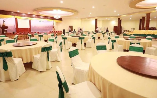 Royal Emerald River View Resort
