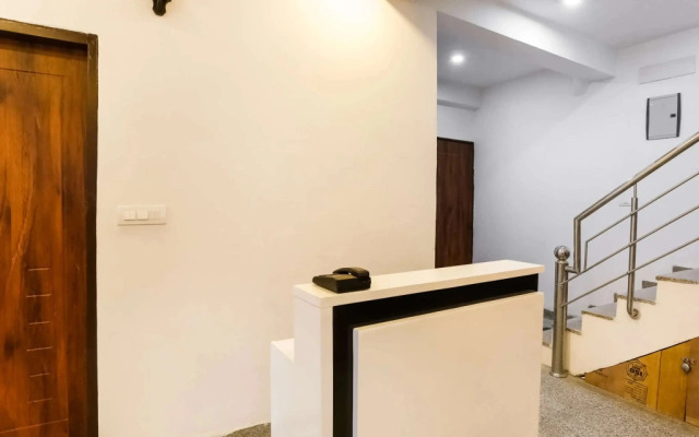 Kartik House by OYO Rooms