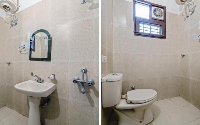OYO 10753 Hotel Triund Regency