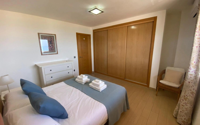 Albamar frontline Beach apartment 3 bedrooms