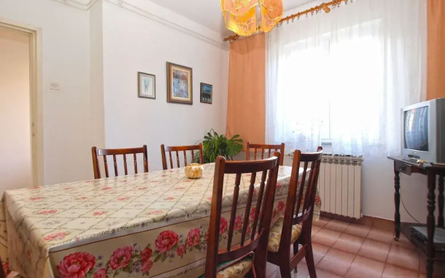 Apartment 1539