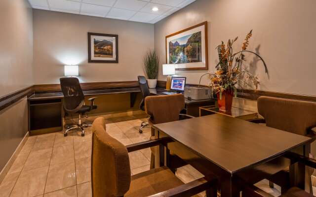 Best Western Plus Zion West Hotel