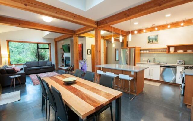 Stay Tofino Vacation Rentals