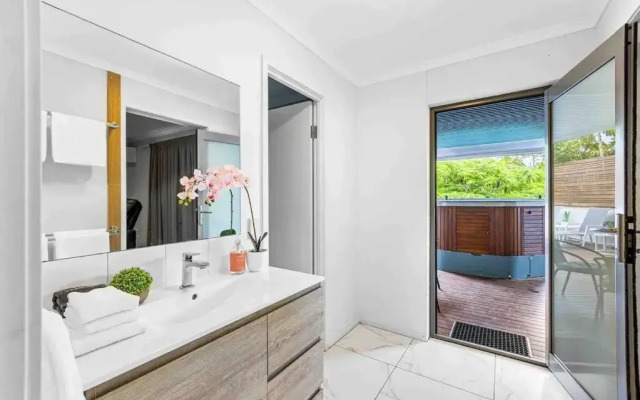 Peregian Holiday House
