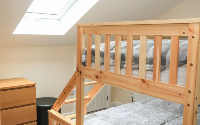 Sawtons Cottage 2