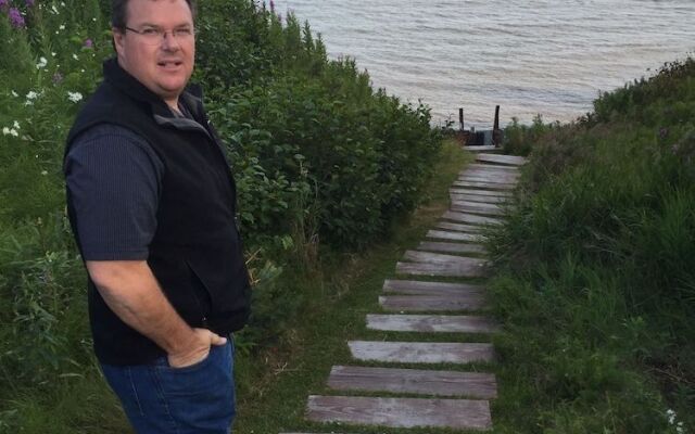 White House Inn on the Waterfront