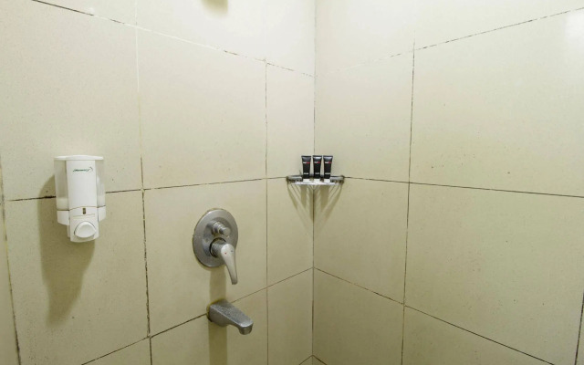 RedDoorz @ Gegerkalong Girang