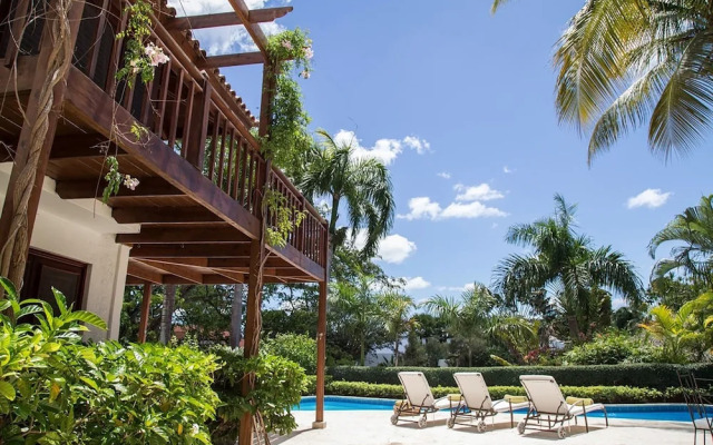 Villa Las Piñas