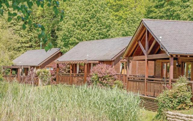 Tilford Woods Lodge Retreat