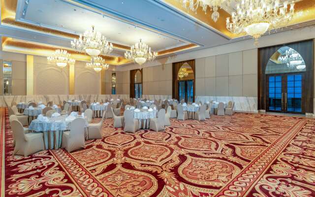 Radisson Collection Hotel & Spa, Riverfront Srinagar