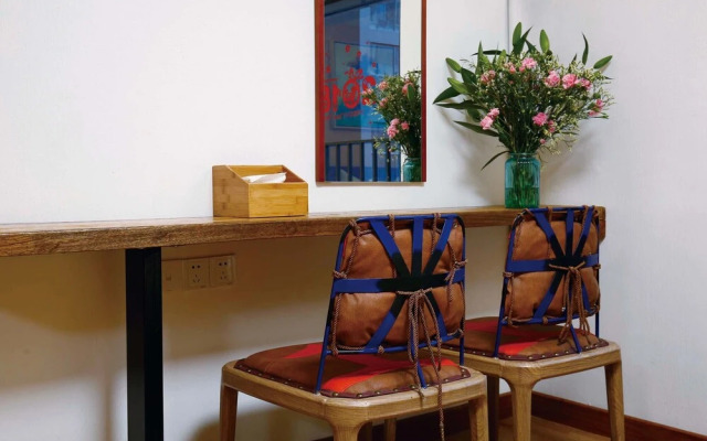 Guangzhou He She Art Apartment