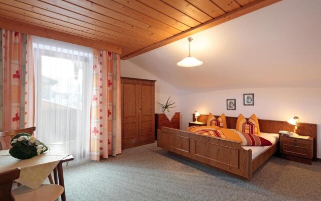 Haus Schroll