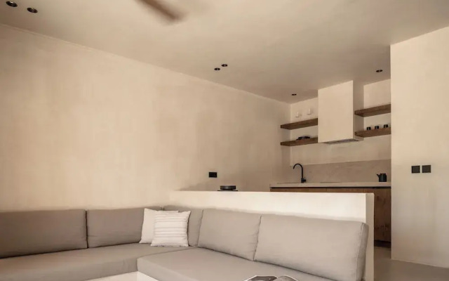 Seven Rocks Suites