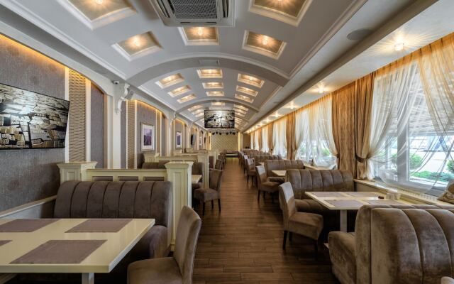 Отель «Соната»