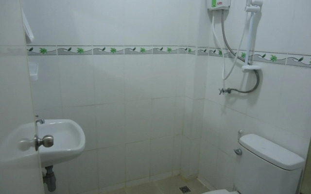 Sorn Waree Home Place