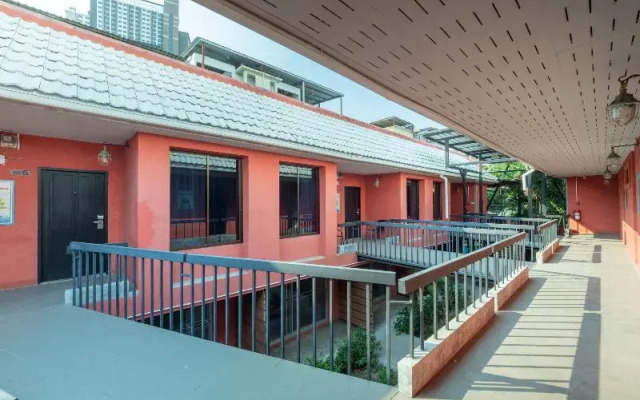 Cozy Rooms@ Pattaya Addicts by OYO Rooms