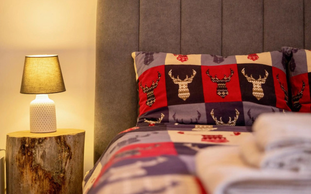 Studio 9, St John Park