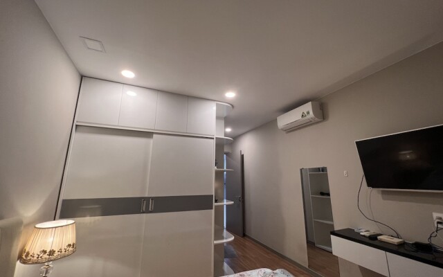 Supertramp House - Gold View Apartment