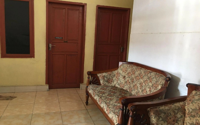 Hotel O Anda Kost 2 Near Lapangan Syech Yusuf Discovery – Guest Rooms – Sungguminasa