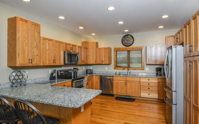 No Wake Zone 5 Bedroom House