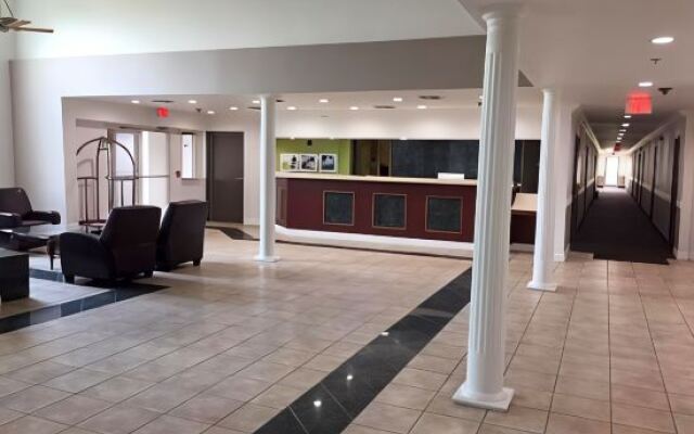 Studio 6 Burleson